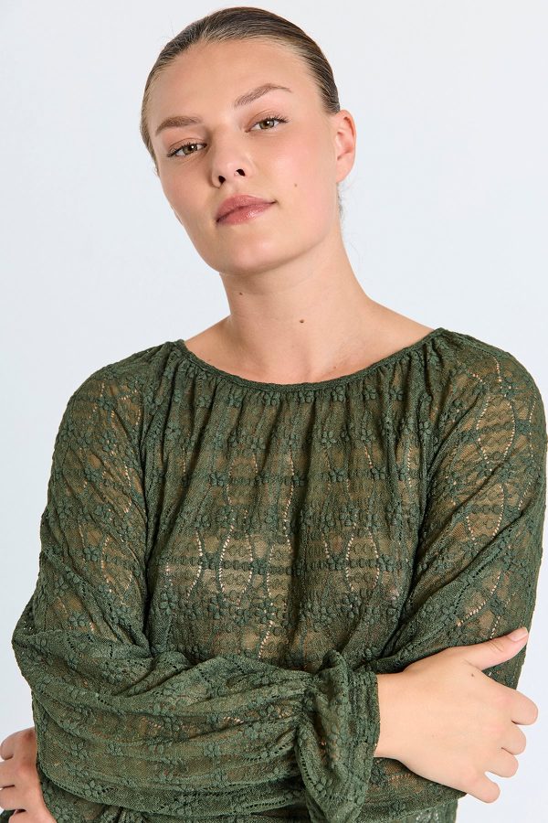 Freequent  Top